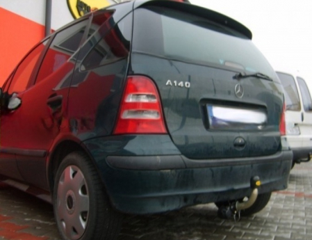 Carlig remorcare Mercedes A Class (W168) 1994 - 2004 demontabil automat cu maneta marca Autohak [2]