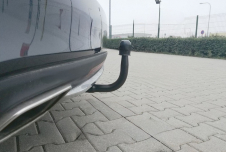 Carlig remorcare Mercedes CLS dupa 2010 demontabil automat vertical marca Autohak [8]