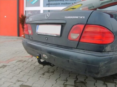 Carlig remorcare Mercedes E Class W210 berlina 1995-2002 marca Autohak [4]