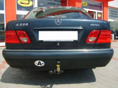Carlig remorcare Mercedes E Class W210 sedan 1995 - 2002 demontabil automat cu maneta [2]