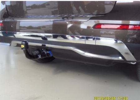 Carlig remorcare Mercedes GLE (C292) dupa 2015 demontabil automat vertical marca Autohak [9]