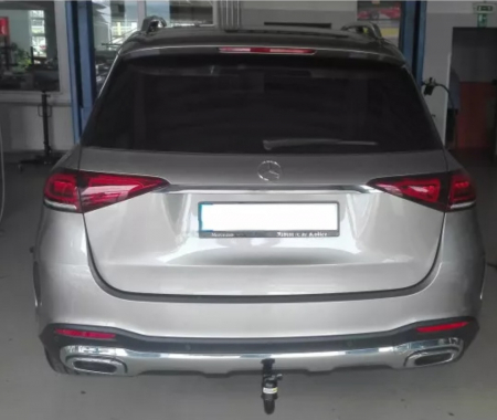 Carlig remorcare Mercedes GLE dupa 2018 demontabil automat vertical marca Autohak [4]