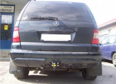 Carlig remorcare Mercedes M-Class ML w163 fabricat 1998 - 2005 marca Autohak [7]