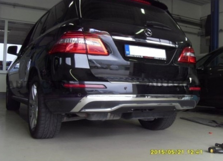 Carlig remorcare Mercedes M Class ML (W166) dupa 2011 demontabil automat vertical marca Autohak [5]