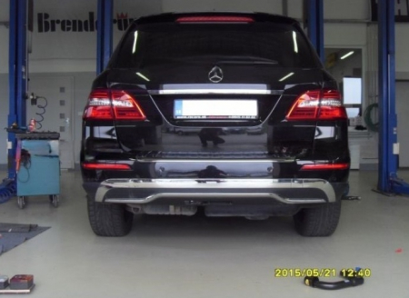 Carlig remorcare Mercedes M Class ML (W166) dupa 2011 demontabil automat vertical marca Autohak [9]