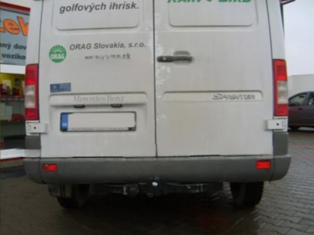 Carlig remorcare Mercedes Sprinter duba fara treapta scurt 3.05m 1995-2006 [4]