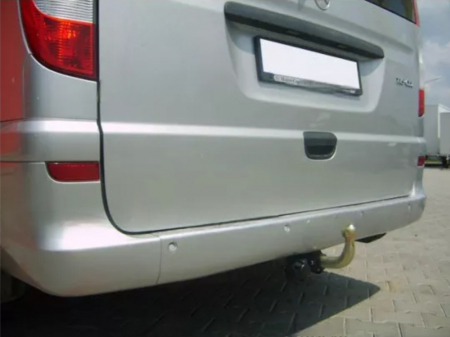 Carlig remorcare Mercedes Viano (W639) 2003 - 2014 demontabil automat cu maneta marca Autohak [1]
