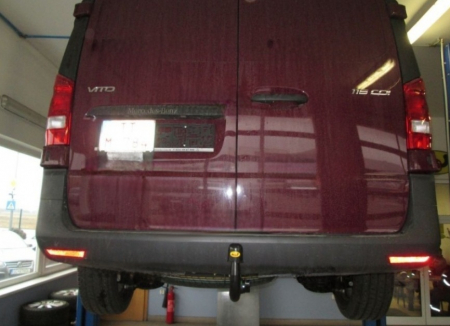 Carlig remorcare Mercedes Vito (W447) dupa 06/2014 demontabil automat vertical marca Autohak [9]