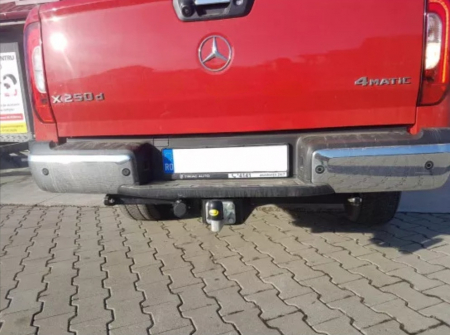 Carlig remorcare Mercedes X-Class pickup fabricat dupa 2017 marca Autohak [3]