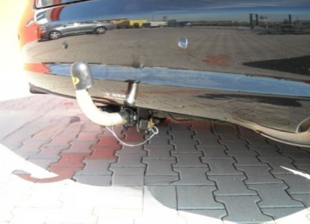 Carlig remorcare Mitsubishi Grandis dupa 2004 demontabil automat cu maneta marca Autohak [3]
