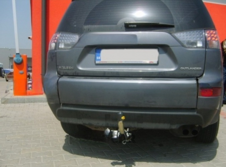 Carlig remorcare Mitsubishi Outlander 2007 - 2012 demontabil automat cu maneta marca Autohak [3]