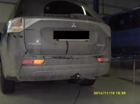 Carlig remorcare Mitsubishi Outlander dupa 2012 marca Autohak [2]