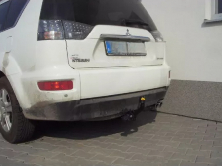 Carlig remorcare Mitsubishi Outlander SUV dupa 2007 marca Autohak [2]