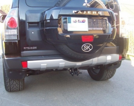 Carlig remorcare Mitsubishi Pajero 3/5 usi dupa 2007 demontabil automat cu maneta marca Autohak [2]