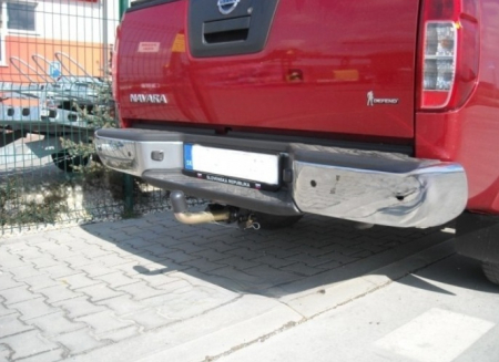 Carlig remorcare Nissan Navara cu scara 2005 - 2015 demontabil automat cu maneta marca Autohak [2]