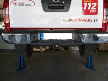 Carlig remorcare Nissan Navara cu scara fabricat intre 2005 - 2015 marca Autohak [8]