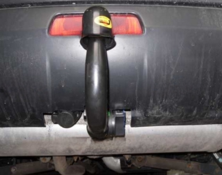 Carlig remorcare Nissan Qashqai J10 2006 - 2013 demontabil automat vertical marca Autohak [9]