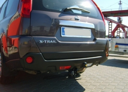 Carlig remorcare Nissan X-Trail T31 2007 - 2014 demontabil automat cu maneta marca Autohak [3]