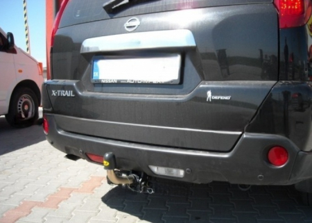 Carlig remorcare Nissan X-Trail T31 2007 - 2014 demontabil automat cu maneta marca Autohak [2]