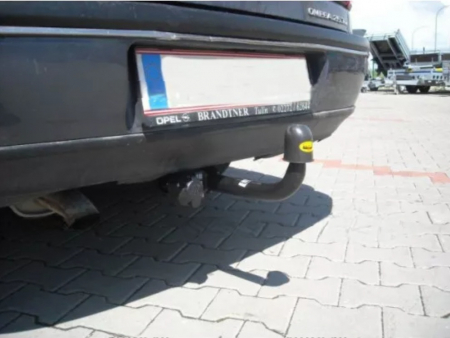 Carlig remorcare Opel Omega 4 usi fabricat intre 1994 - 2003 marca Autohak [4]