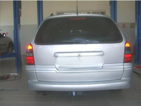 Carlig remorcare Opel Vectra combi 1996 - 2003 demontabil automat cu maneta [3]