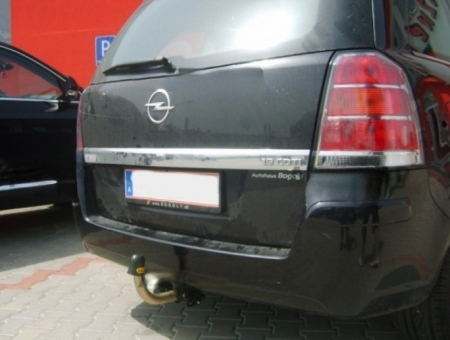 Carlig remorcare Opel Zafira B 2005 - 2012 demontabil automat cu maneta marca Autohak [1]