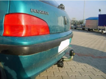 Carlig remorcare Peugeot 106 htb 1996 - 2003 demontabil automat cu maneta [4]