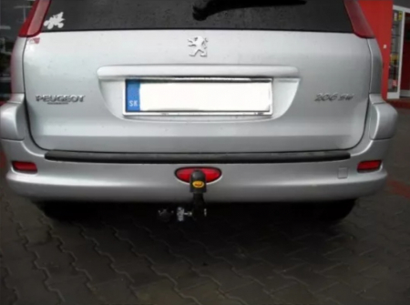 Carlig remorcare Peugeot 206 SW dupa 2002 marca Autohak [3]