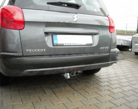 Carlig remorcare Peugeot 207 SW dupa 2006 demontabil automat cu maneta marca Autohak [2]