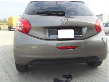Carlig remorcare Peugeot 208 fabricat intre 2012 - 2019 demontabil automat vertical marca Autohak [3]