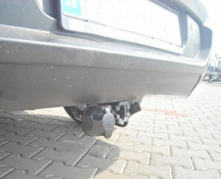 Carlig remorcare Peugeot 3008 fabricat intre 2009 - 2016 demontabil automat cu maneta marca Autohak [1]