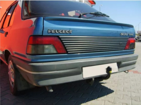 Carlig remorcare Peugeot 309 htb fabricat intre 1986 - 1993 marca Autohak [1]