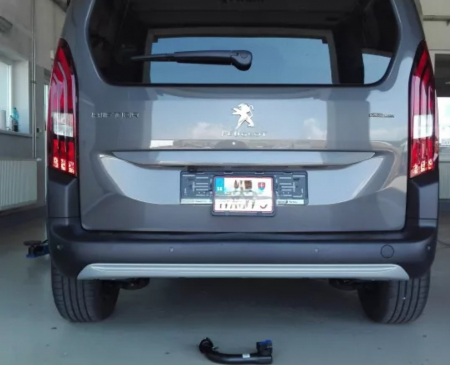 Carlig remorcare Peugeot Rifter L1 van 2018 - prezent demontabil automat vertical marca Autohak [8]