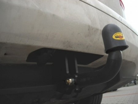 Carlig remorcare Porshe Cayenne dupa 2002 marca Autohak [4]