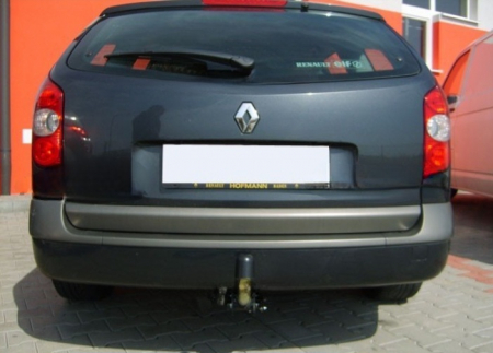 Carlig remorcare Renault Laguna combi 2001 - 2007 demontabil automat cu maneta marca Autohak [4]