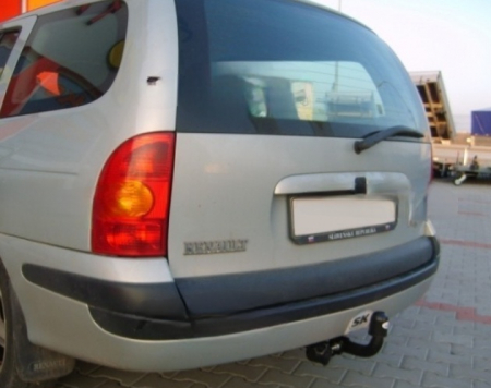 Carlig remorcare Renault Megane 1 combi 1999-2003 marca Autohak [1]