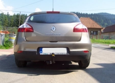 Carlig remorcare Renault Megane 3 htb fabricat intre 2009 - 2016 marca Autohak [4]