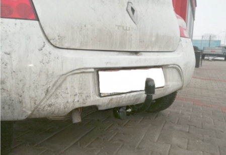 Carlig remorcare Renault Twingo dupa 2007 marca Autohak [1]