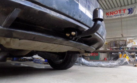 Carlig remorcare Seat Alhambra dupa 2010 marca Autohak [2]