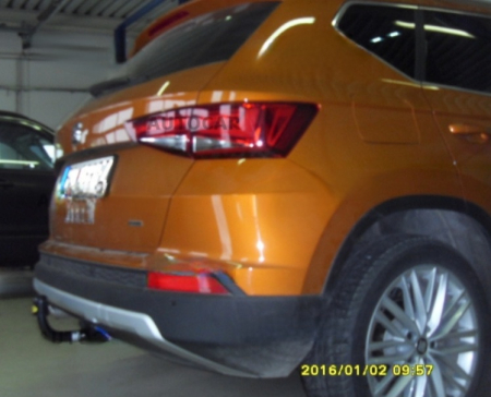 Carlig remorcare Seat Ateca dupa 2016 demontabil automat vertical marca Autohak [9]