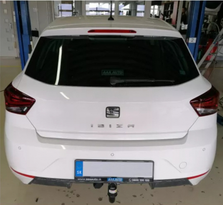 Carlig remorcare Seat Ibiza htb dupa 2017 demontabil automat vertical marca Autohak [3]