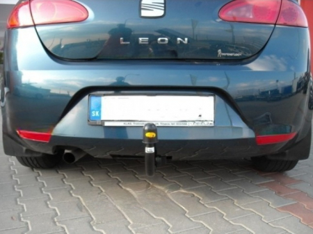 Carlig remorcare Seat Leon 2005 - 2013 demontabil automat vertical marca Autohak [7]