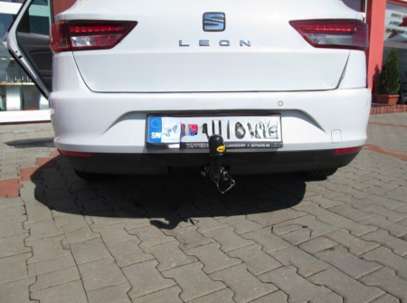 Carlig remorcare Seat Leon 2013 - 2018 demontabil automat cu maneta marca Autohak [5]