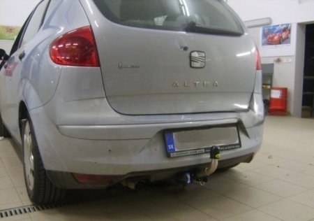 Carlig remorcare Seat Toledo 5 usi 2005 - 2013 demontabil automat cu maneta marca Autohak [3]