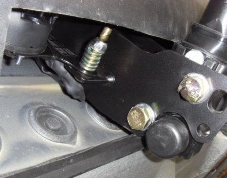 Carlig remorcare Seat Toledo 5 usi dupa 2013 demontabil automat cu maneta marca Autohak [7]