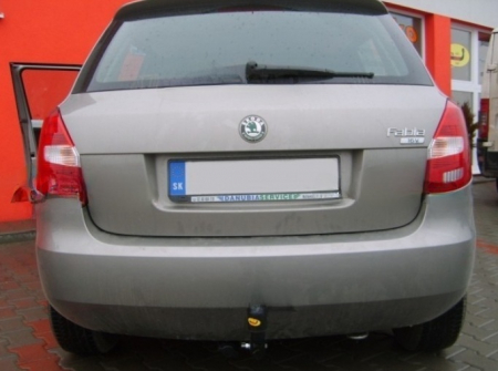 Carlig remorcare Skoda Fabia 5 usi dupa 2006 marca Autohak [3]