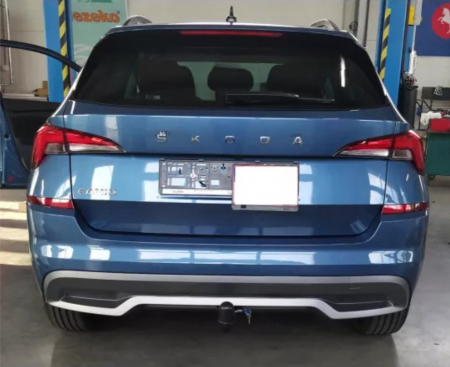 Carlig remorcare Skoda Kamiq dupa 08.2019 demontabil automat vertical marca Autohak [3]