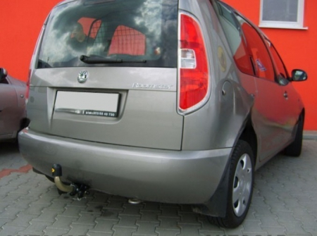 Carlig remorcare Skoda Roomster dupa 2006 demontabil automat cu maneta marca Autohak [7]