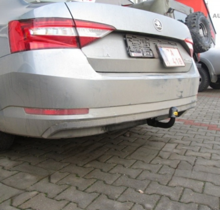 Carlig remorcare Skoda Superb dupa 2015 demontabil automat vertical marca Autohak [8]