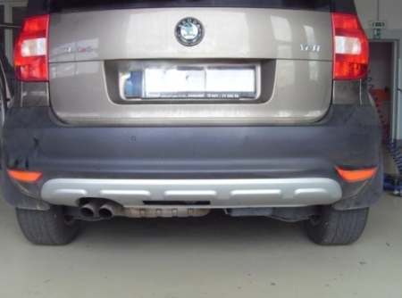 Carlig remorcare Skoda Yeti 2009 - 2013 demontabil automat vertical marca Autohak [4]